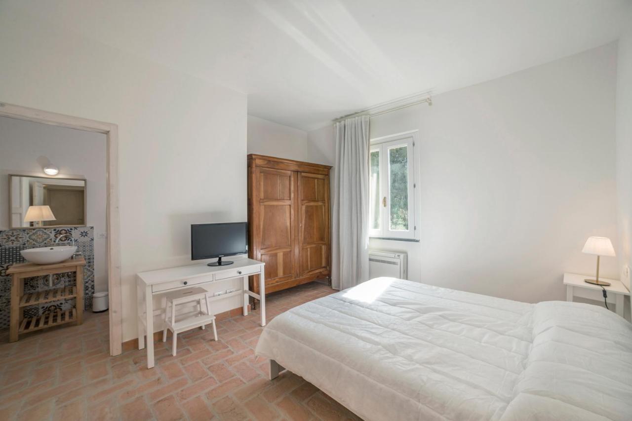 Podere Belvedere Ливорно Экстерьер фото