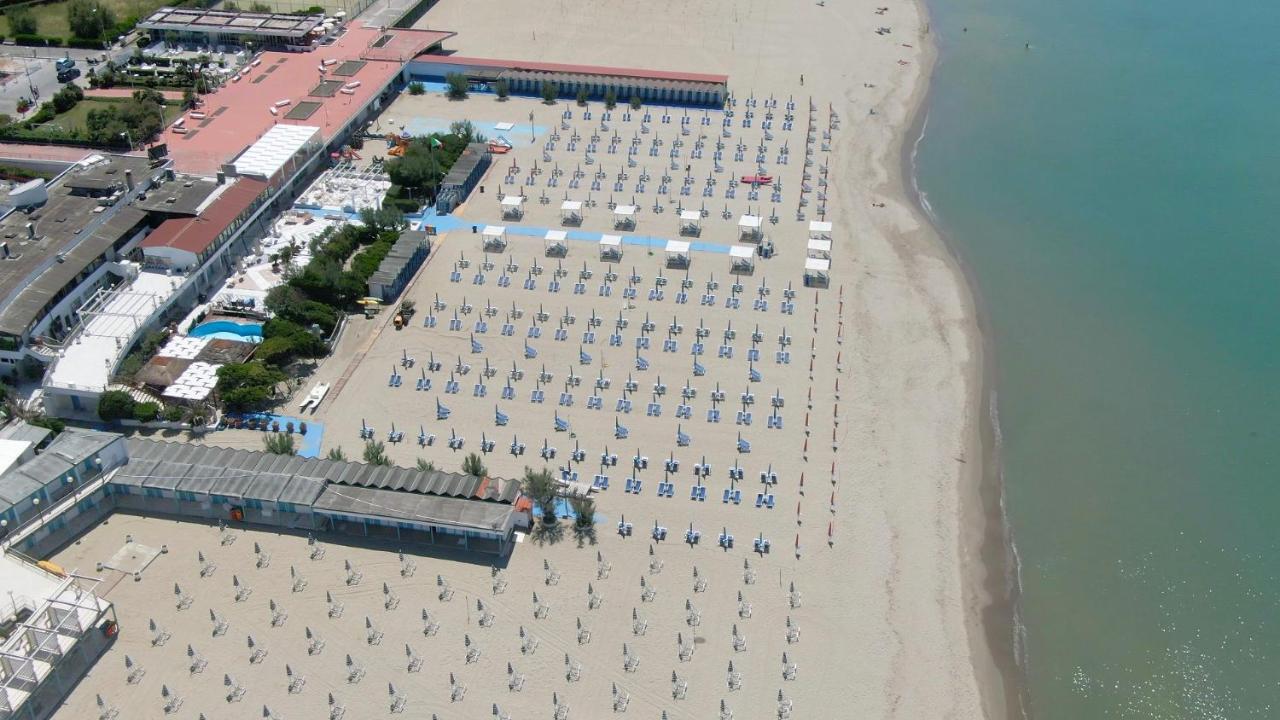 Podere Belvedere Ливорно Экстерьер фото